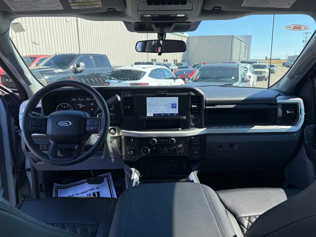 Used 2025 Ford F450 XLT image 12