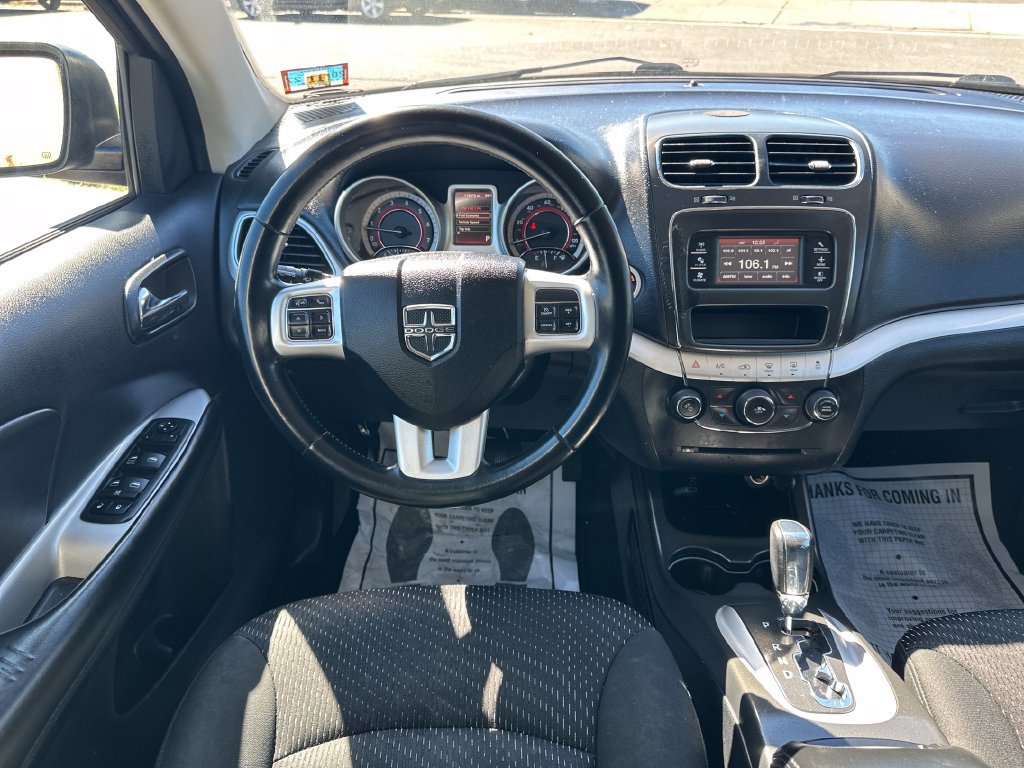 Used 2018 Dodge Journey SE FWD image 29