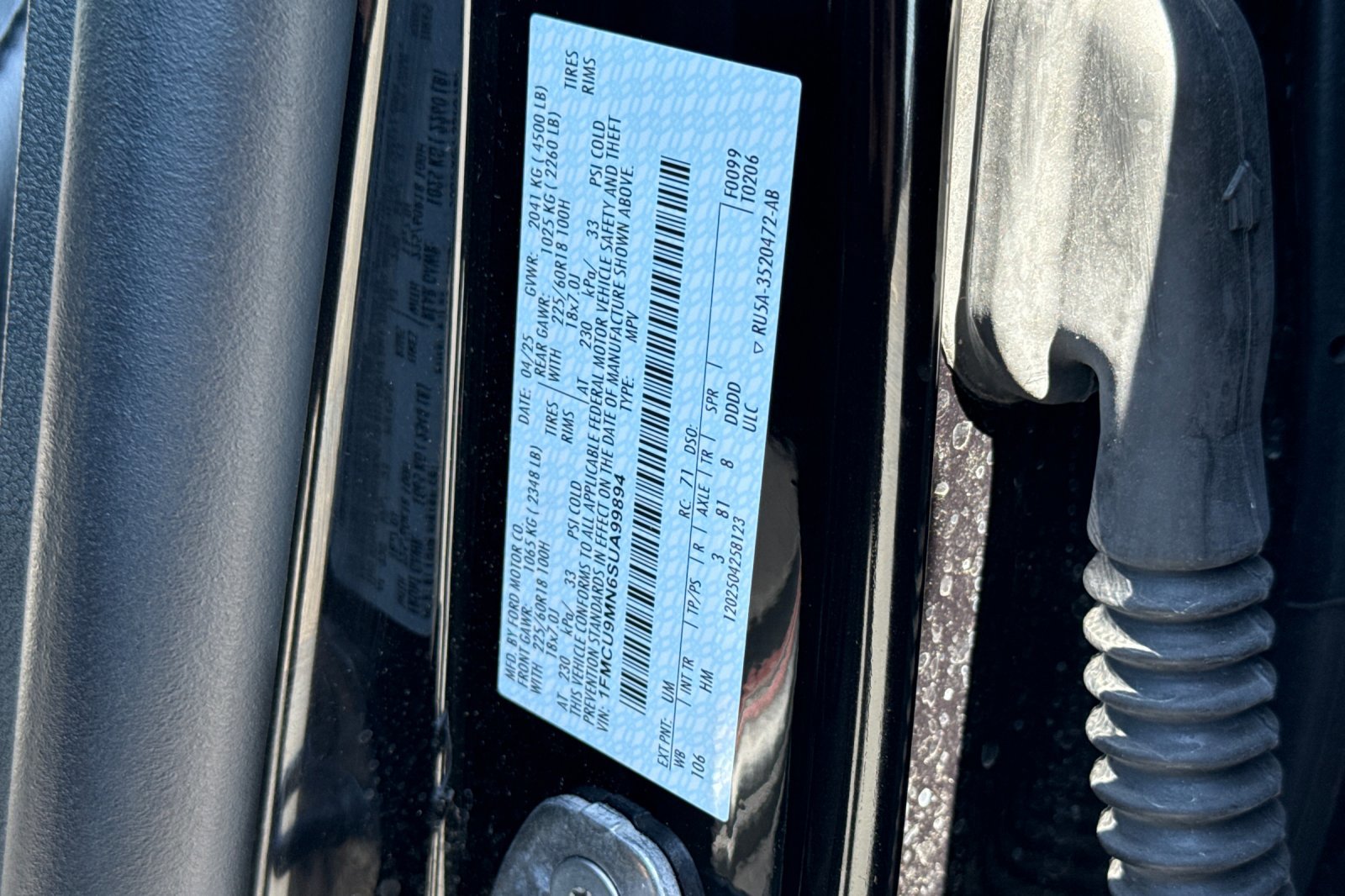 Used 2025 Ford Escape ST-Line image 28