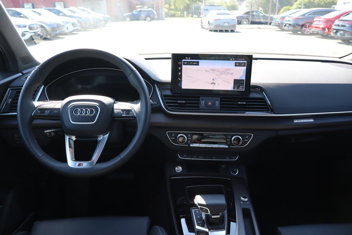 Used 2025 Audi Q5 e Premium Plus image 12