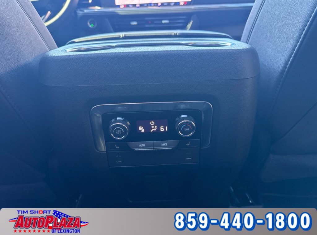 Used 2025 Chevrolet Tahoe Z71 w/ Comfort Package AWD/4WD image 24