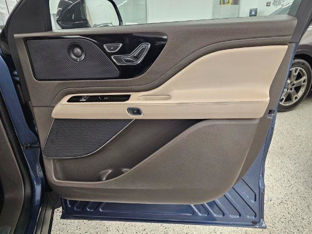 Used 2020 Lincoln Aviator Reserve w/ Equipment Group 201A AWD/4WD image 33