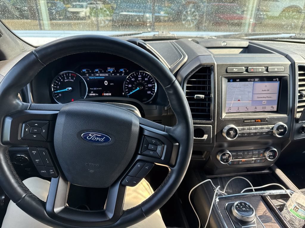 Used 2019 Ford Expedition Limited w/ Driver Assistance Package RWD image 8