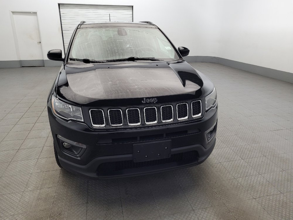 Used 2018 Jeep Compass Latitude image 14