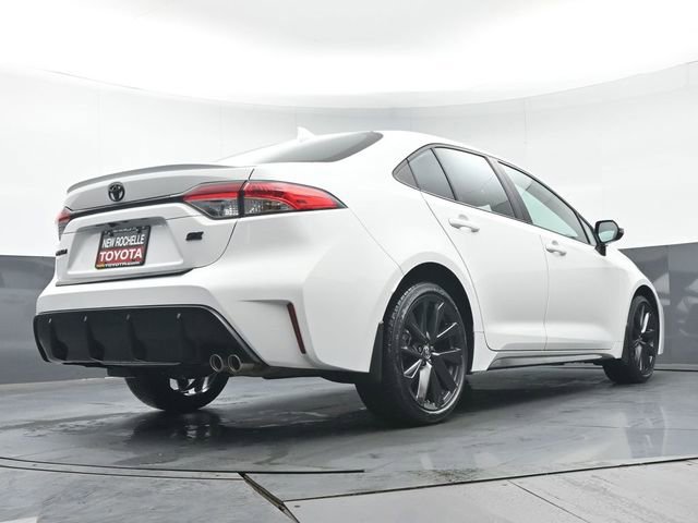 Used 2023 Toyota Corolla SE image 37