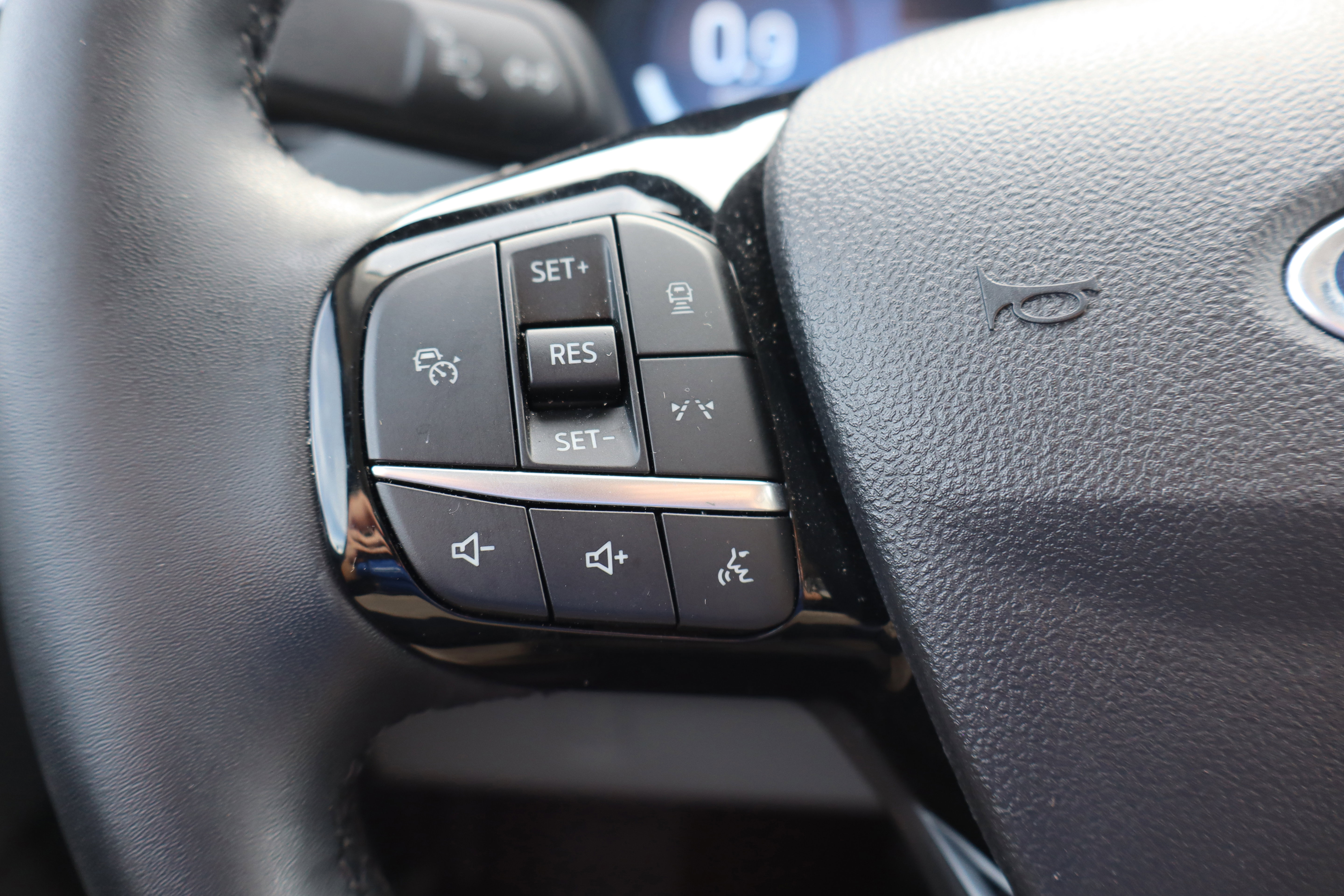 Used 2023 Ford Escape Active w/ Tech Pack #2 image 16