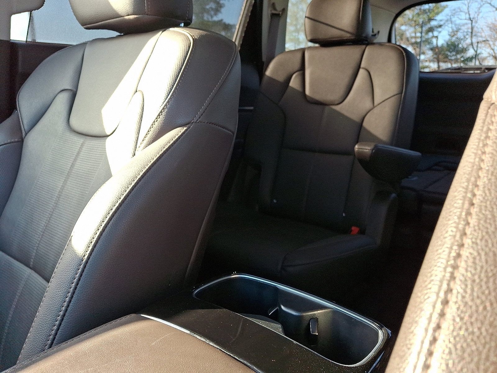 Used 2021 Kia Telluride SX w/ Nightfall Edition Package image 18