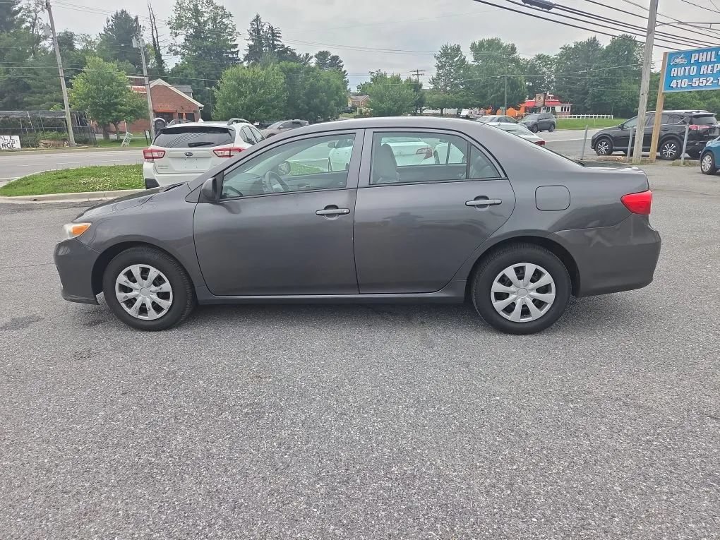Used 2013 Toyota Corolla L FWD image 8