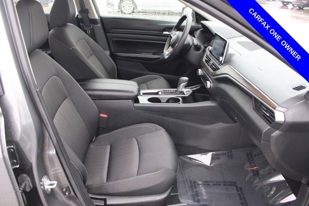 Used 2024 Nissan Altima 2.5 SV image 19