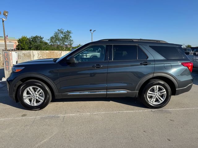 Certified 2023 Ford Explorer XLT w/ Equipment Group 202A AWD/4WD image 8