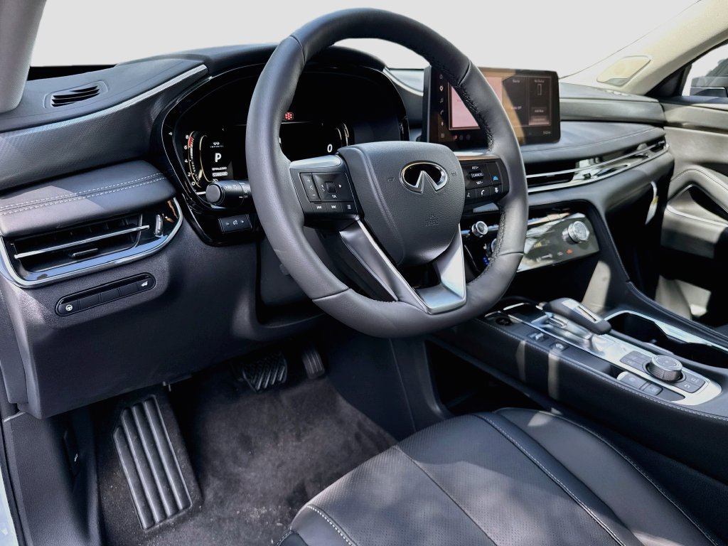 New 2027 INFINITI QX60 Luxe w/ Cargo Package FWD image 9