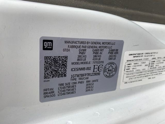 Used 2024 GMC Savana 2500 Extended w/ Driver Convenience Package image 20