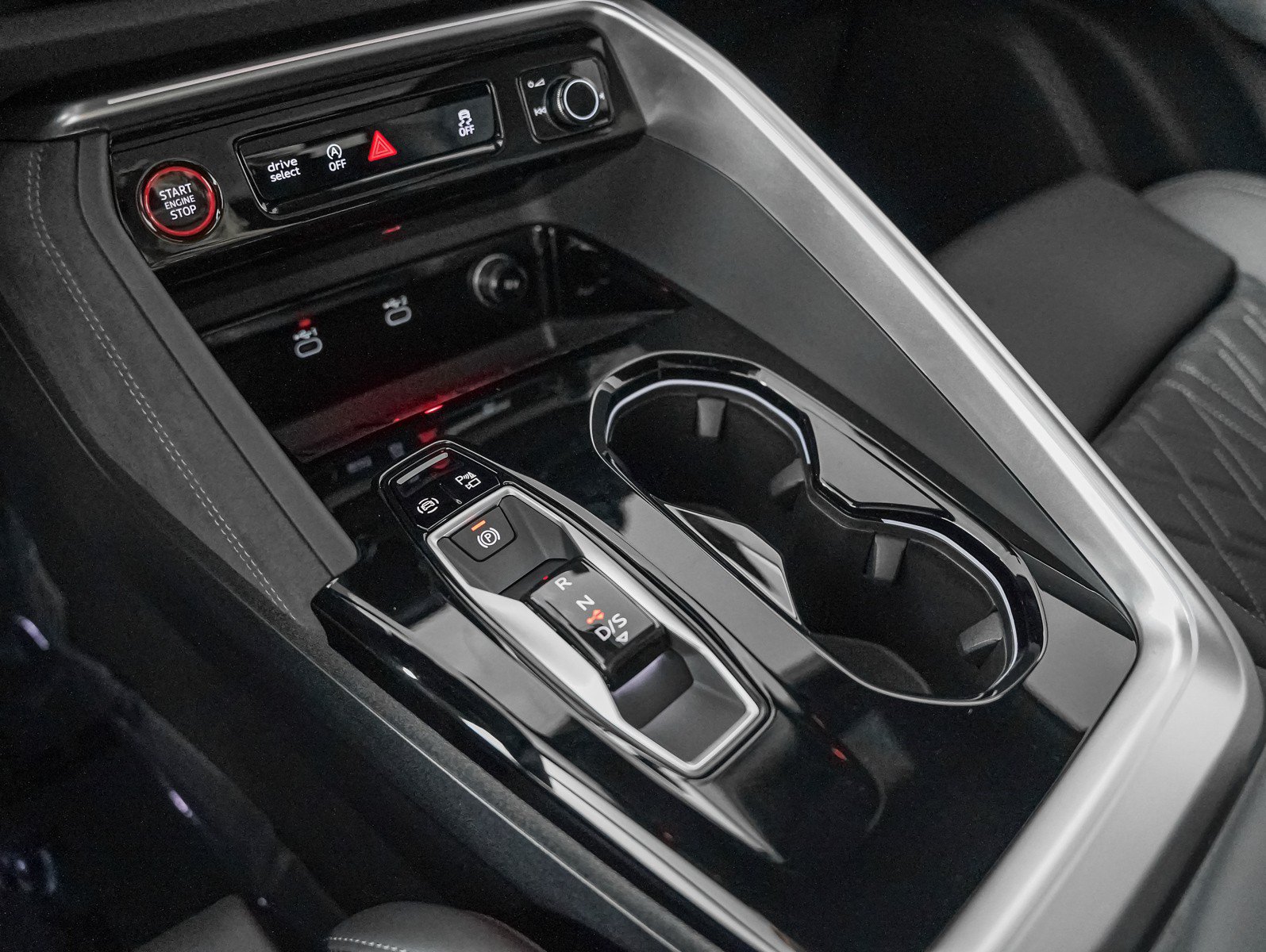 New 2026 Audi SQ5 Premium Plus AWD/4WD image 16