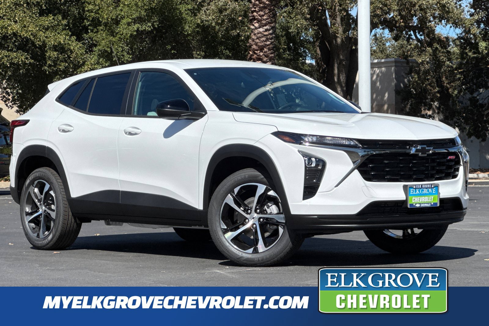 New 2026 Chevrolet Trax RS w/ Driver Confidence Package FWD image 1