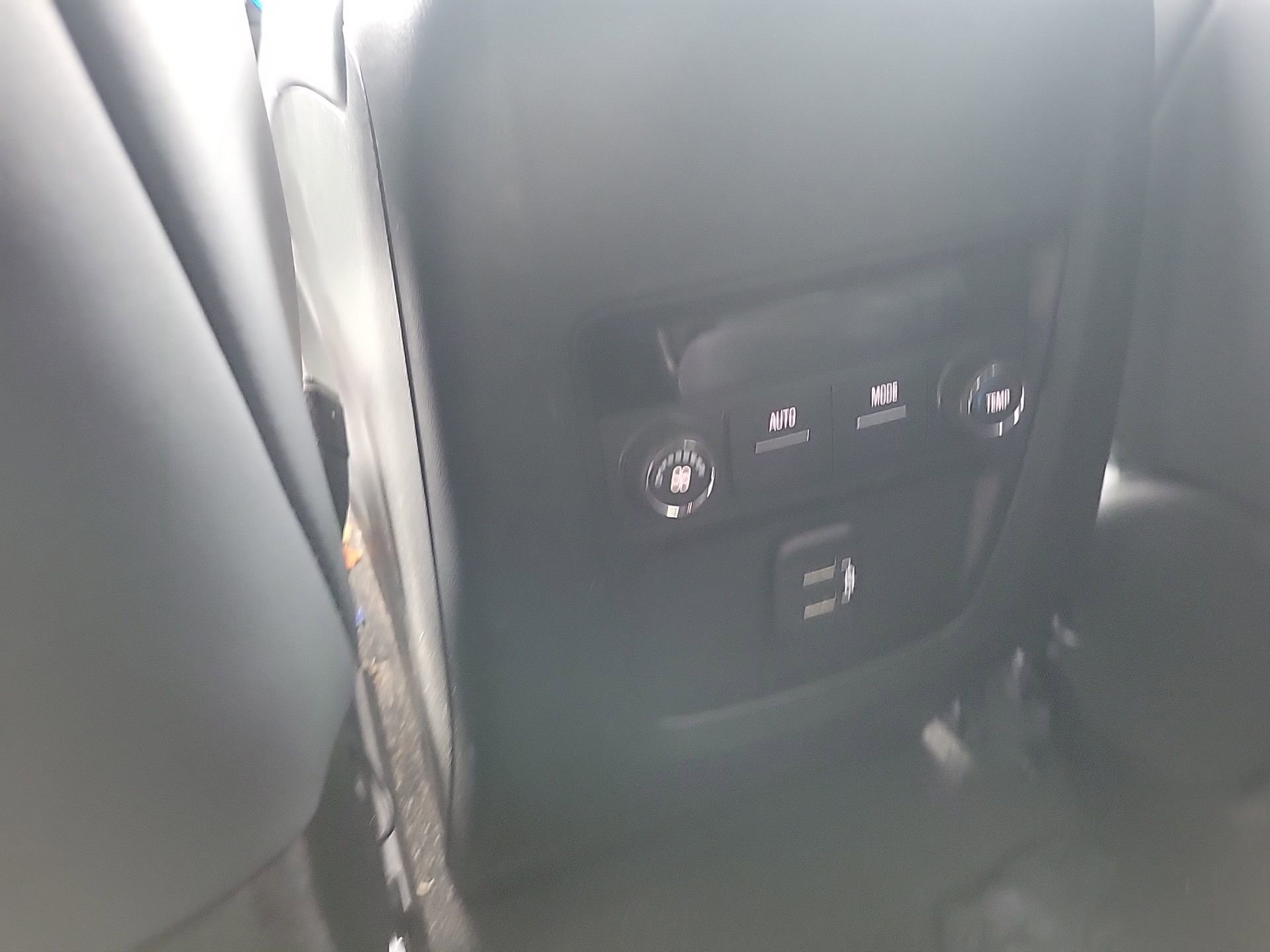 Used 2024 Buick Enclave Essence w/ Sport Touring Edition image 24