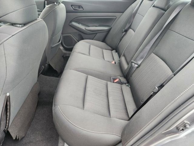 Used 2024 Nissan Altima 2.5 SV w/ SV Premium Package FWD image 30
