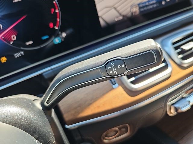 New 2026 Mercedes-Benz GLS 580 4MATIC image 25