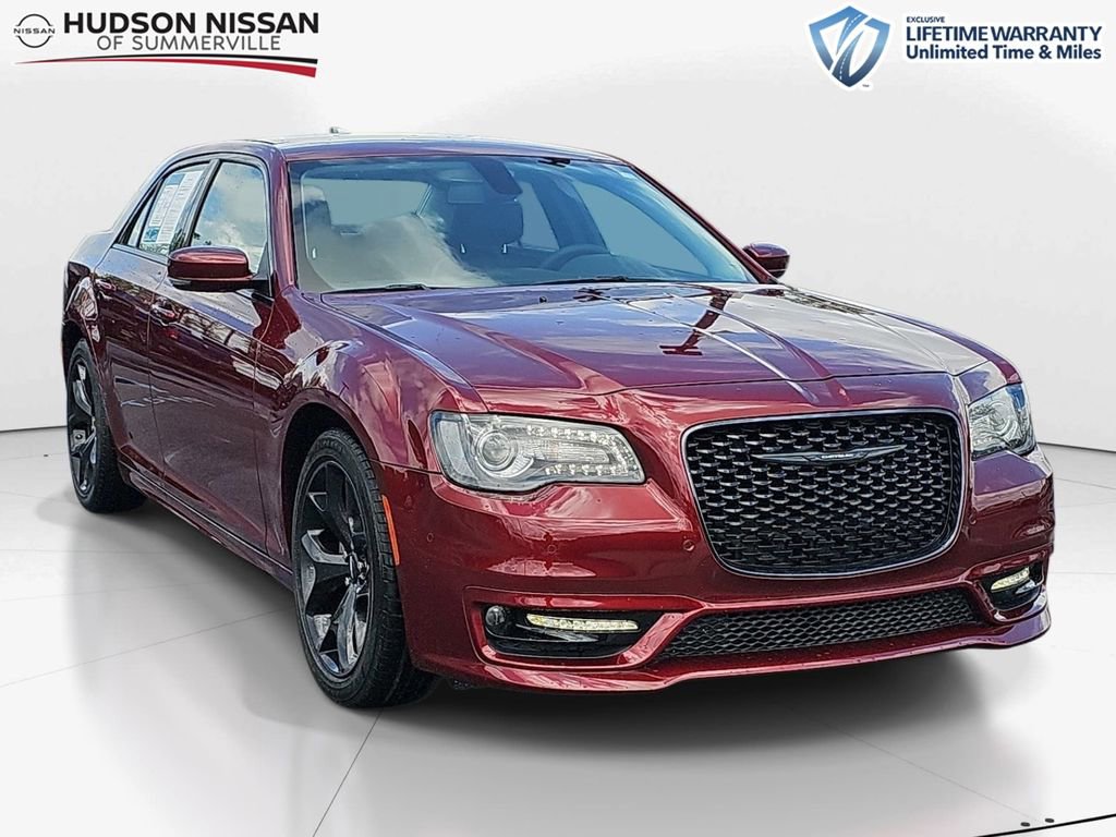 Used 2022 Chrysler 300 Touring L RWD image 1