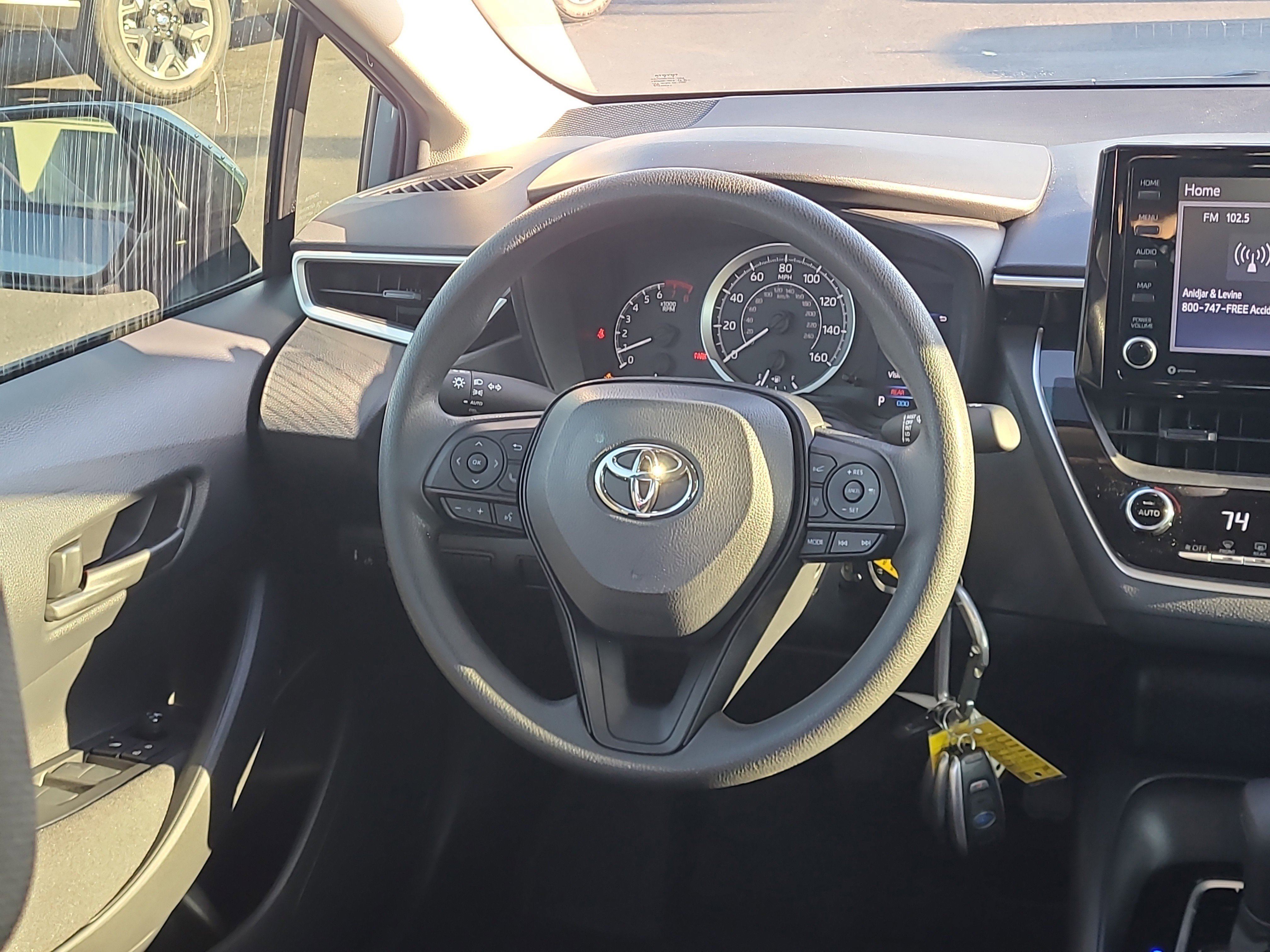 Used 2022 Toyota Corolla LE image 15
