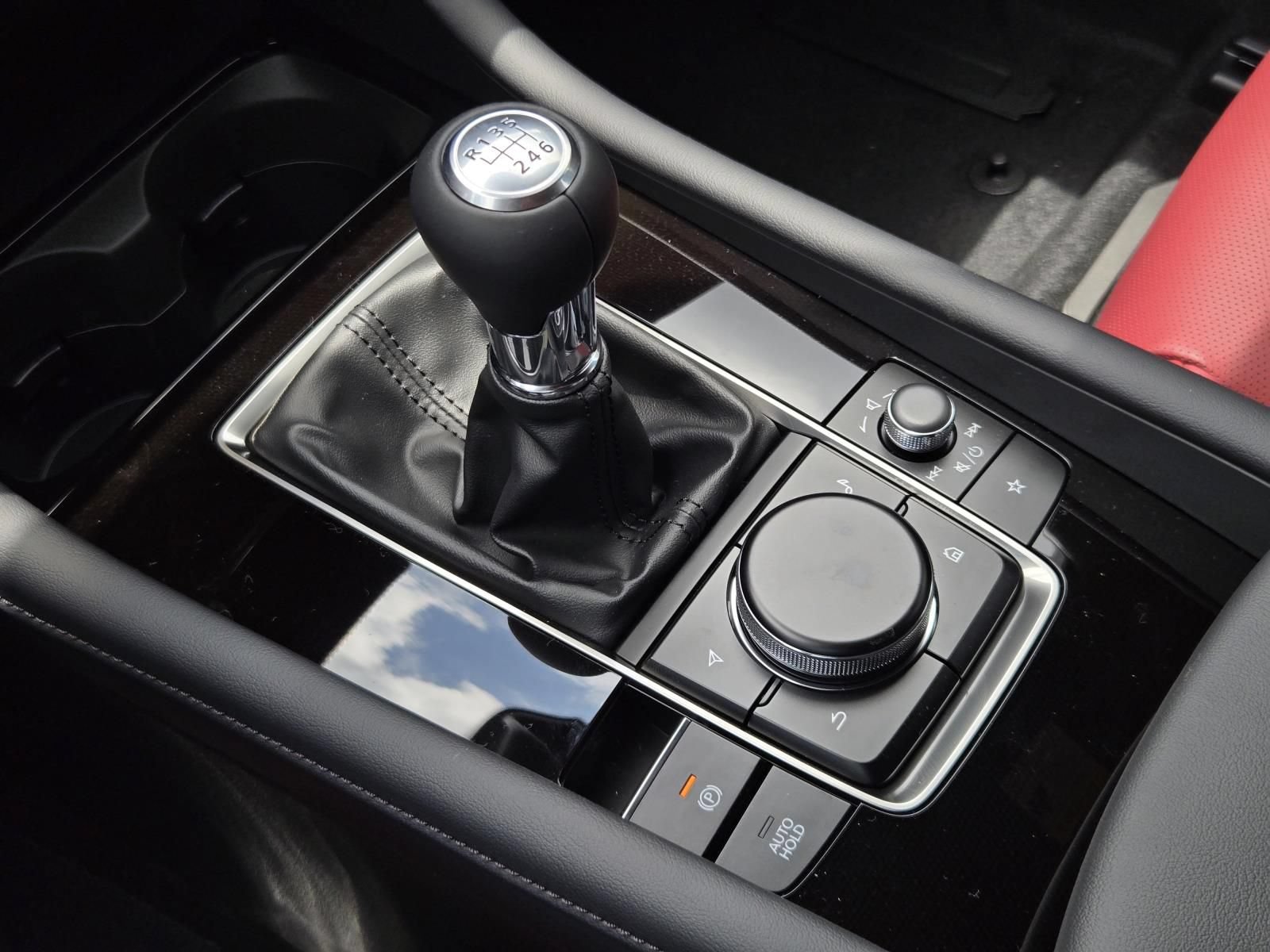 New 2026 MAZDA MAZDA3 2.5 S Hatchback w/ Premium Pkg FWD image 21