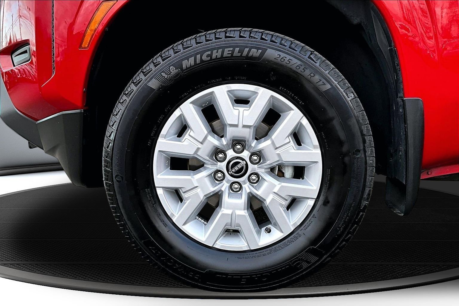 Used 2022 Nissan Frontier SV w/ Technology Package image 33