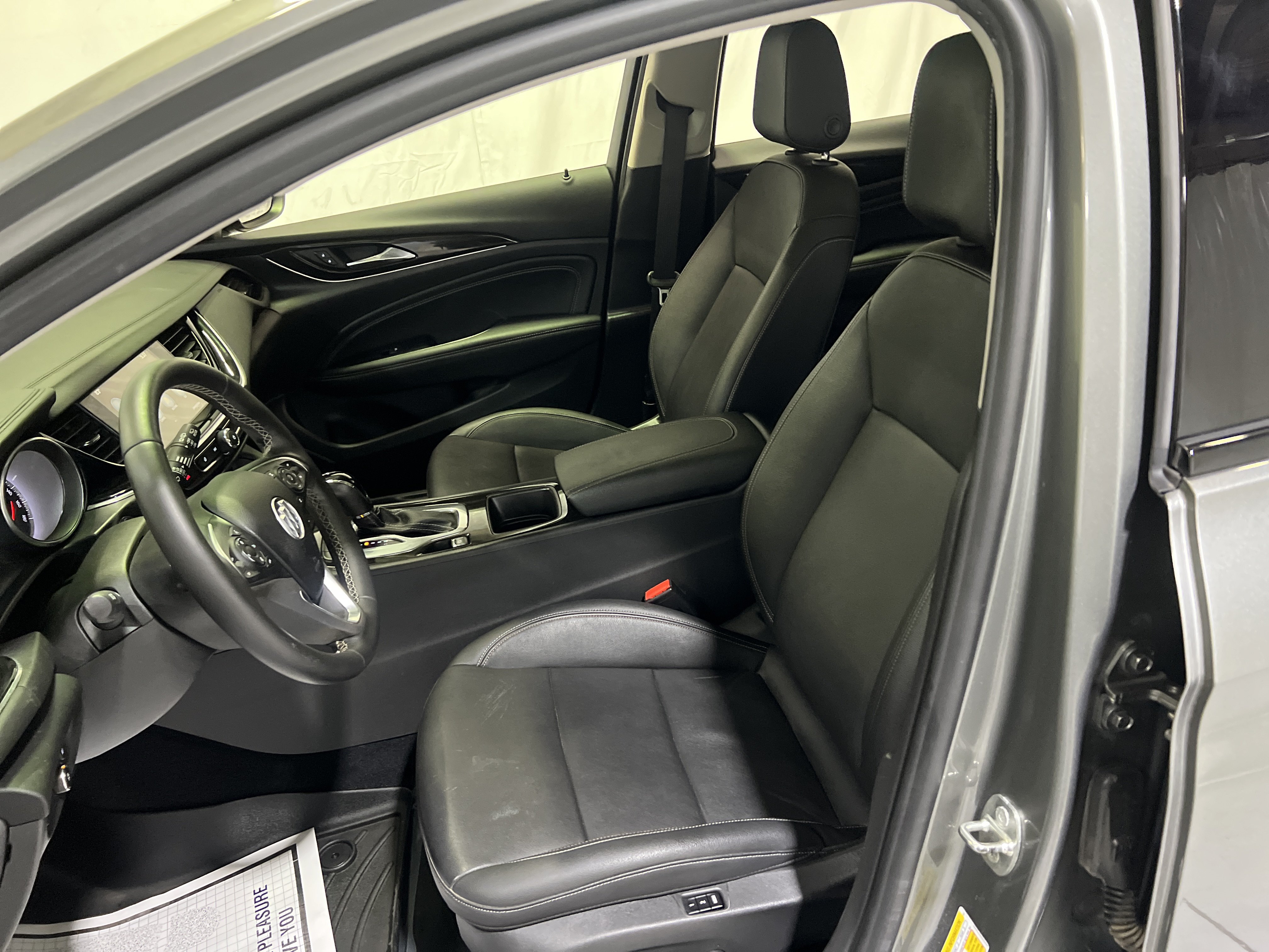 Certified 2018 Buick Regal Essence w/ Driver Confidence Package #1 AWD/4WD image 18