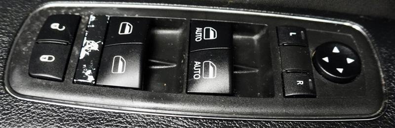 Used 2018 Dodge Charger R/T Scat Pack image 34