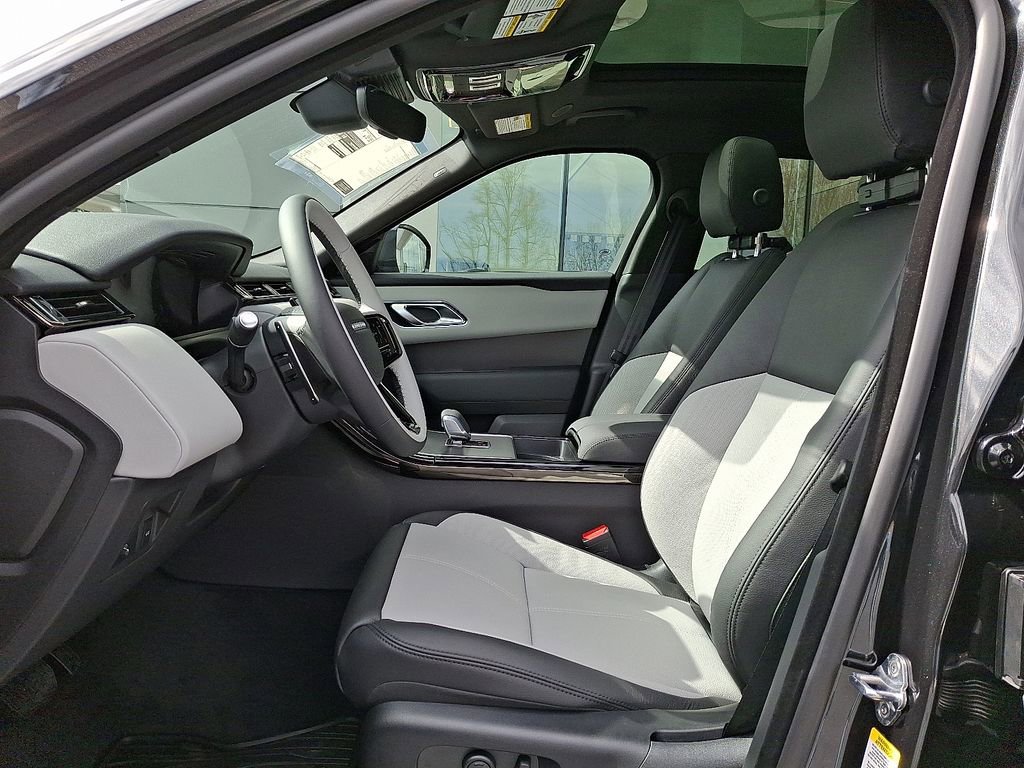 New 2026 Land Rover Range Rover Velar S image 9