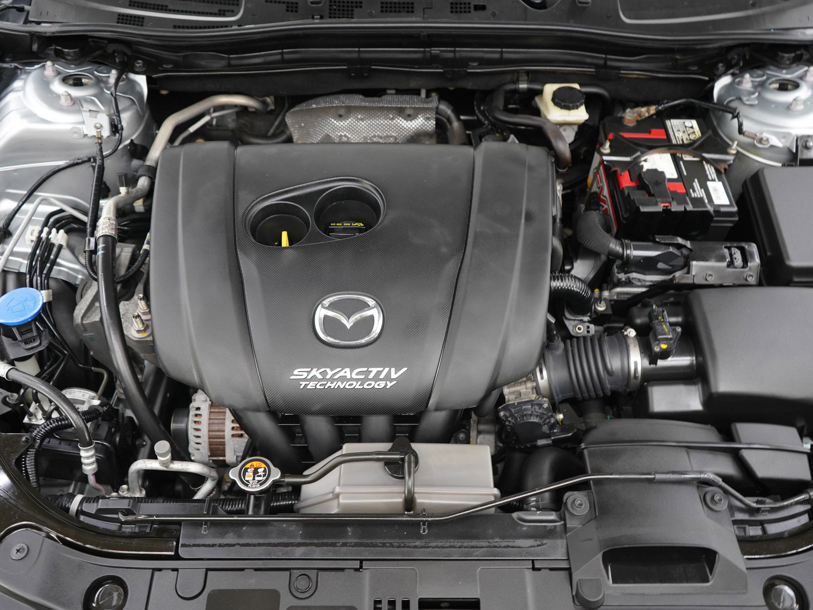Used 2017 MAZDA MAZDA3 Sport w/ Preferred Equipment Package FWD image 28