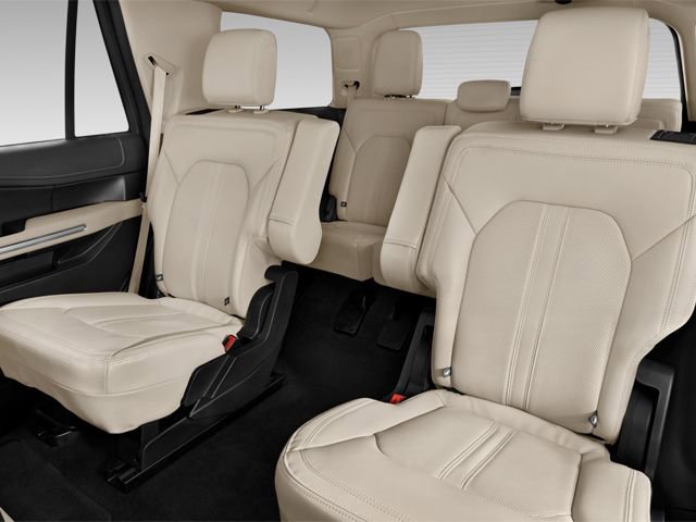 Used 2025 Ford Expedition Max Active AWD/4WD image 11