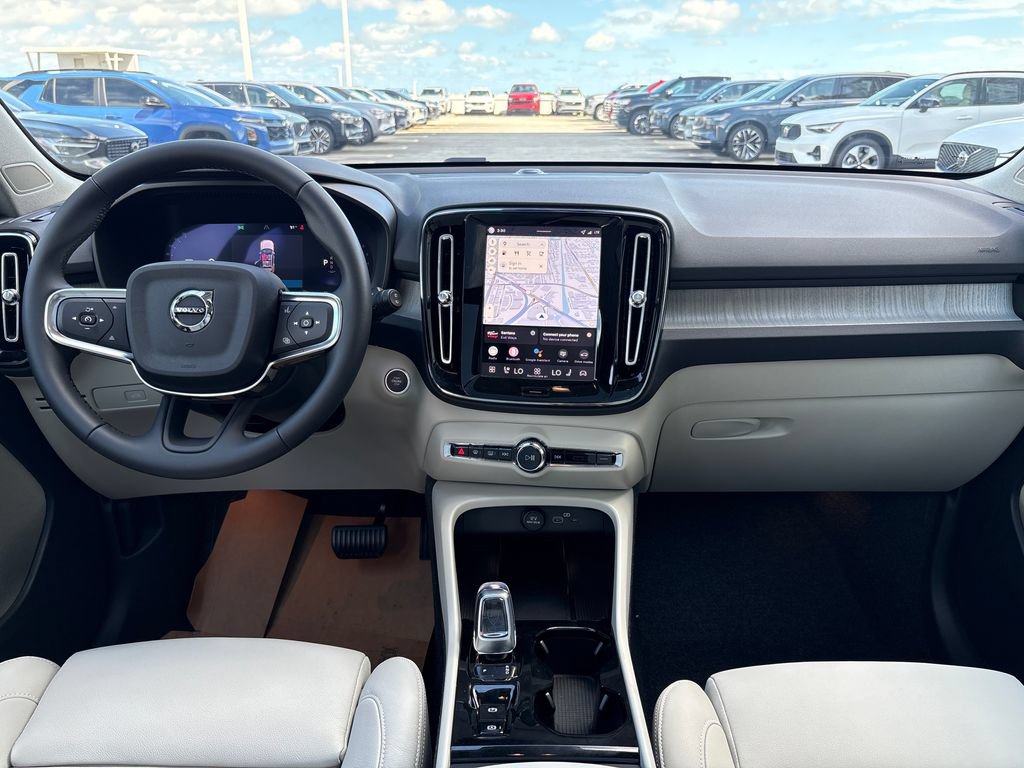 New 2026 Volvo XC40 B5 Plus w/ Protection Package Premier AWD/4WD image 12
