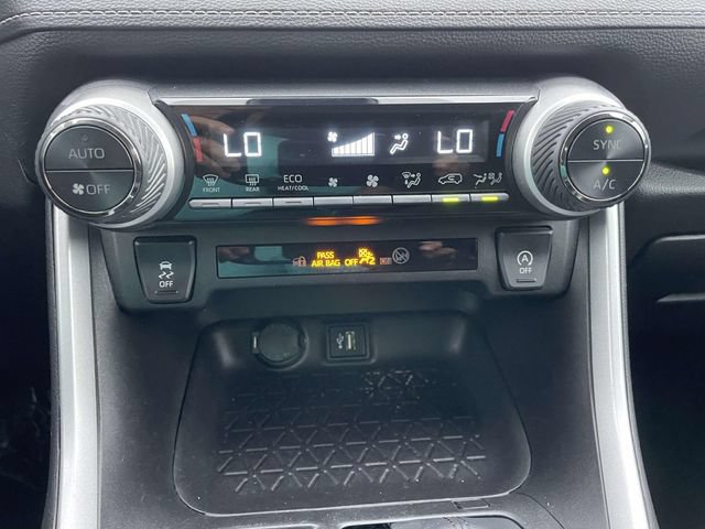 Used 2023 Toyota RAV4 XLE AWD/4WD image 37