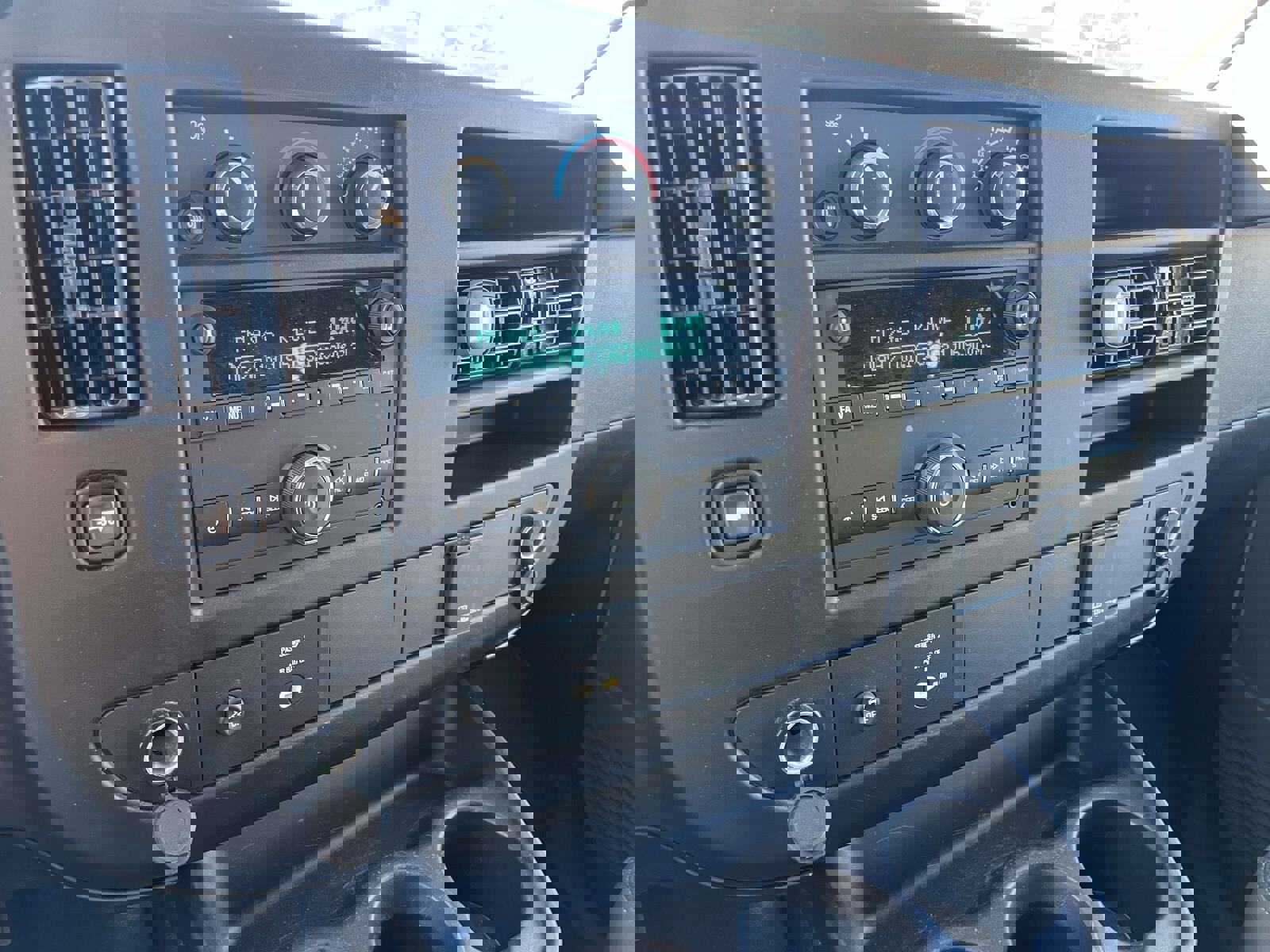 Used 2024 Chevrolet Express 2500 w/ Driver Convenience Package image 22