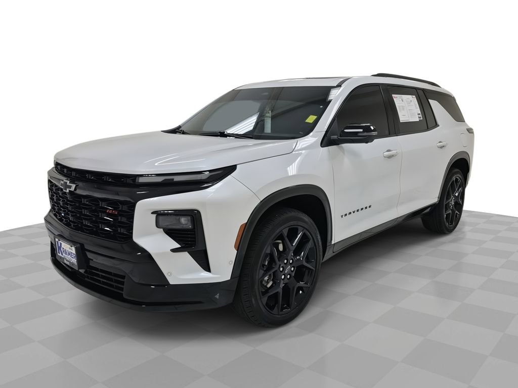 Used 2024 Chevrolet Traverse RS image 1