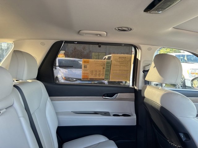 Used 2022 Hyundai Palisade SEL w/ 8P Bench Seat Package image 11