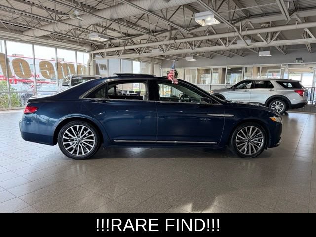 Used 2017 Lincoln Continental Select w/ Climate Package AWD/4WD image 10