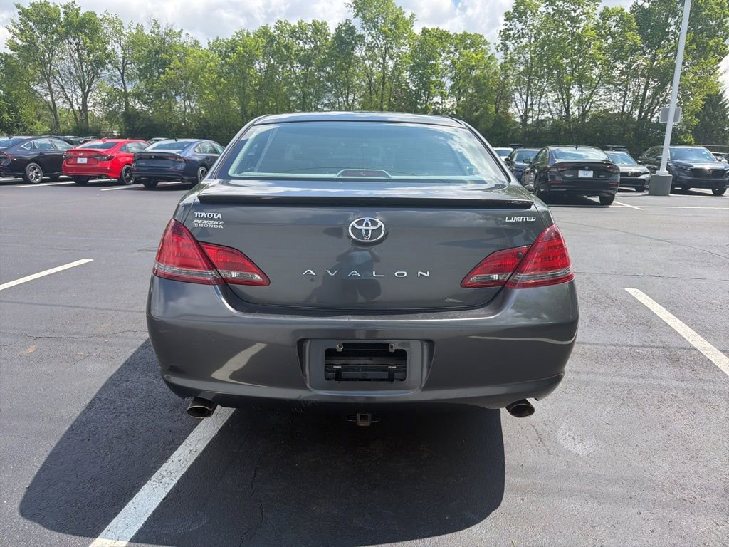 Used 2008 Toyota Avalon Limited FWD image 4
