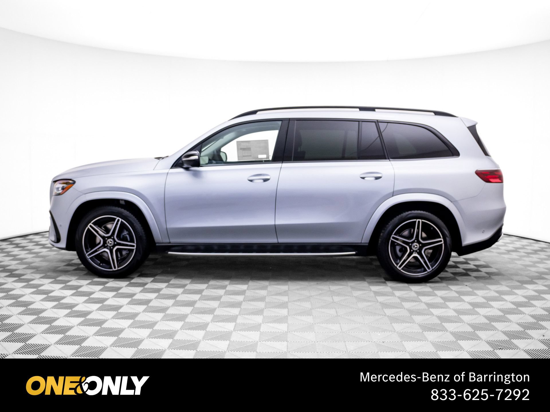 New 2026 Mercedes-Benz GLS 450 4MATIC image 2