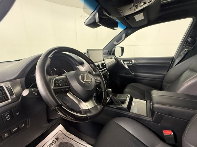 Used 2023 Lexus GX 460 Premium w/ Premium Package AWD/4WD image 6