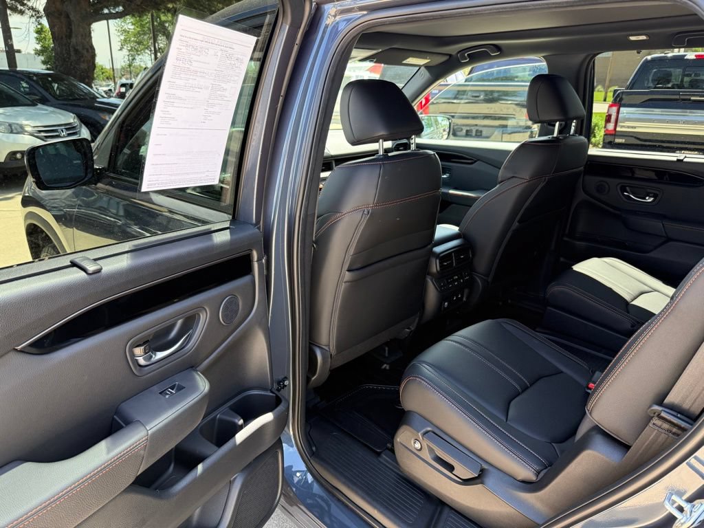 Certified 2026 Honda Pilot TrailSport image 16