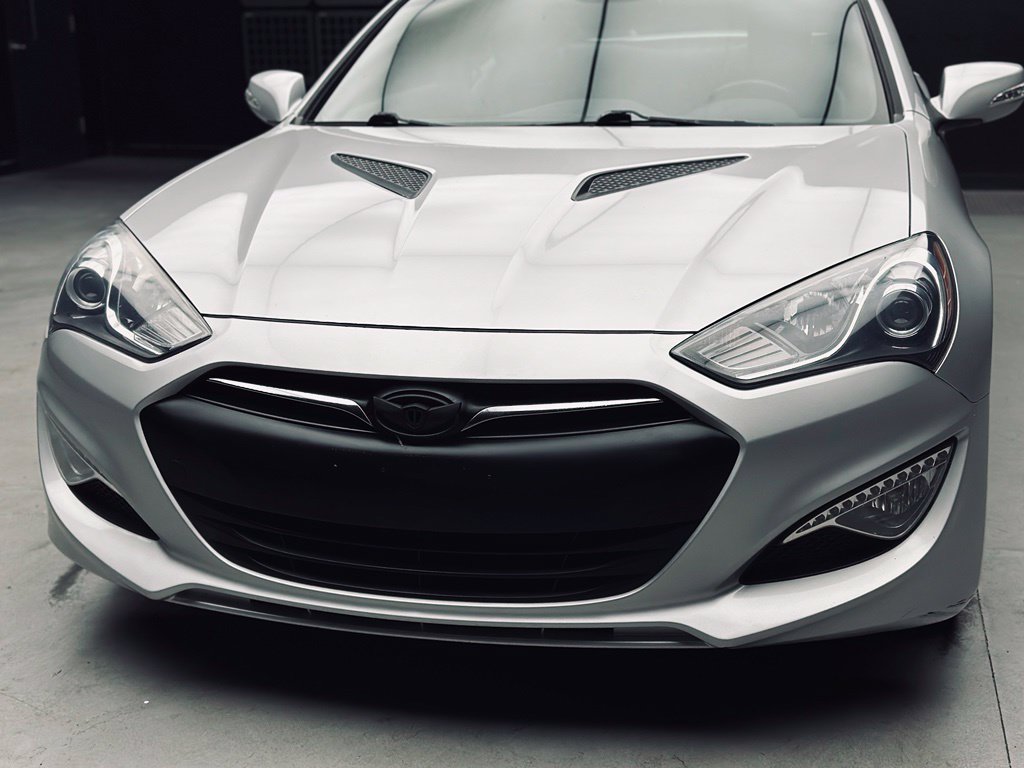 Used 2016 Hyundai Genesis Coupe 3.8 RWD image 13