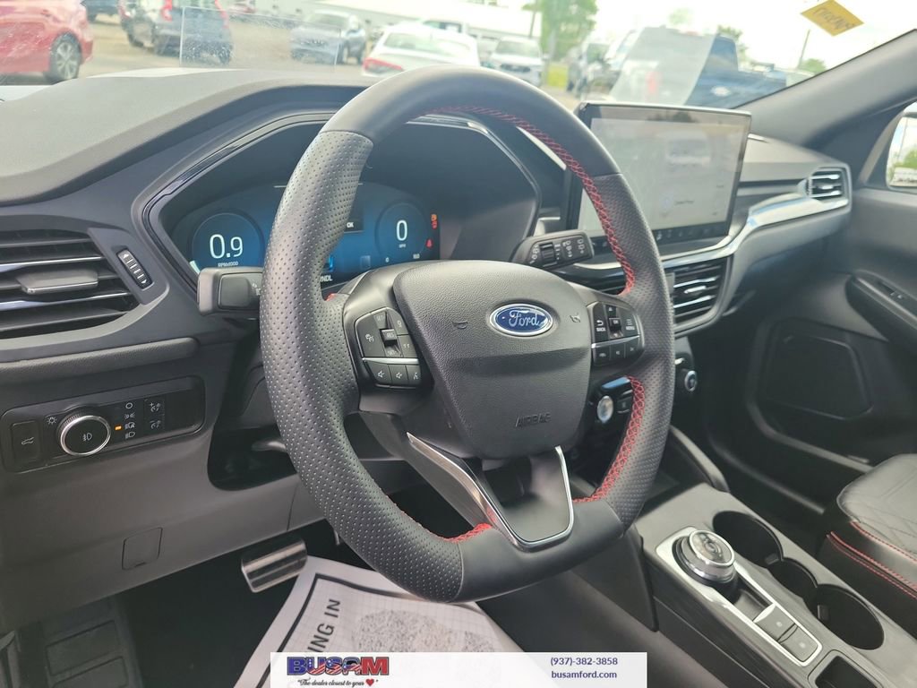 Used 2023 Ford Escape ST-Line Elite w/ Premium Technology Package AWD/4WD image 17