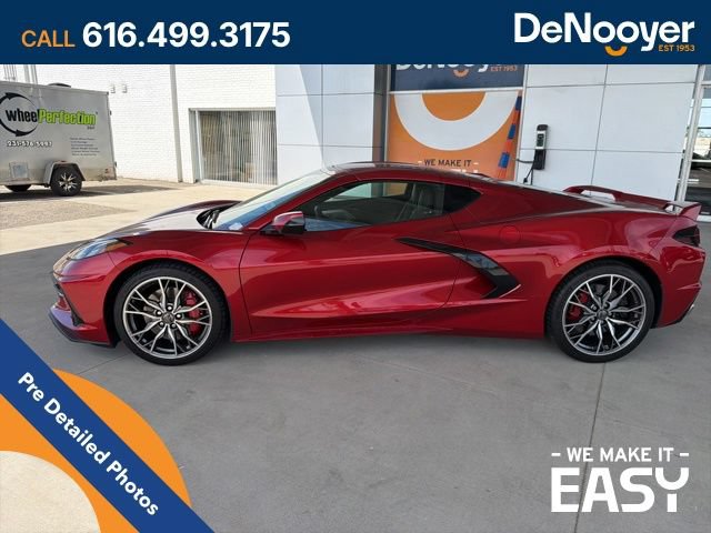 Used 2023 Chevrolet Corvette Stingray Premium Cpe w/ Z51 Performance Package RWD image 12