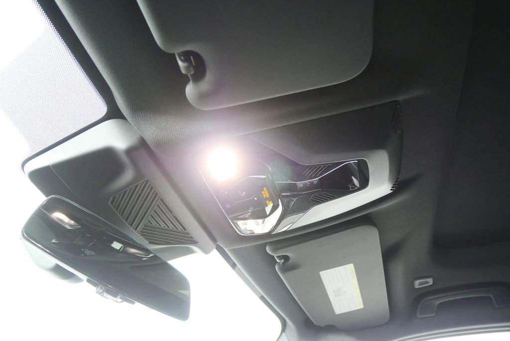 Used 2026 BMW X1 xDrive28i w/ Technology Package image 20