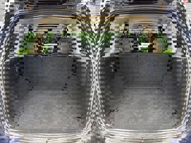 Used 2004 Jeep Grand Cherokee Limited w/ Cold Weather Group image 19