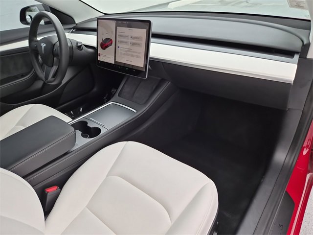 Used 2021 Tesla Model 3 Standard Range Plus image 18