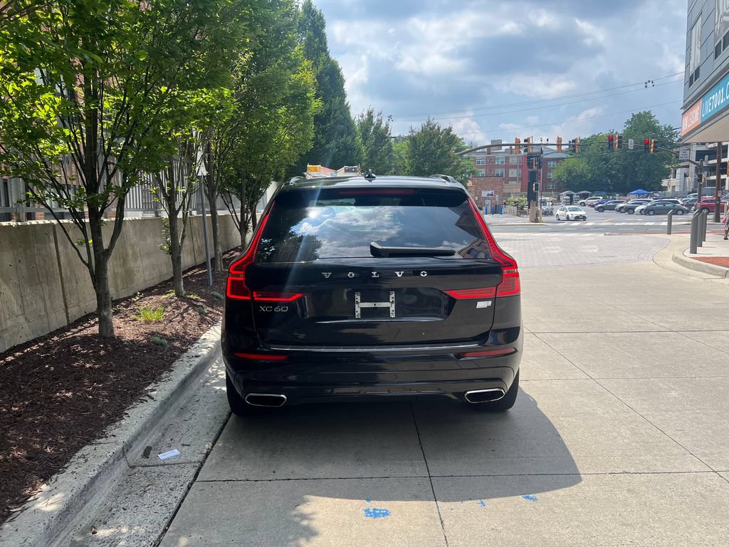 Used 2021 Volvo XC60 T8 R-Design w/ Protection Package Premier AWD/4WD image 5