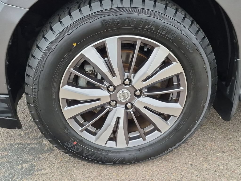 Used 2019 Nissan Pathfinder S FWD image 32