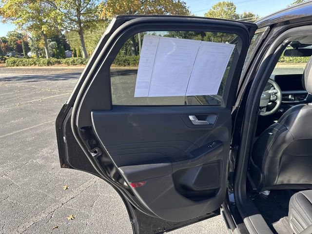 Used 2023 Ford Escape Platinum image 27