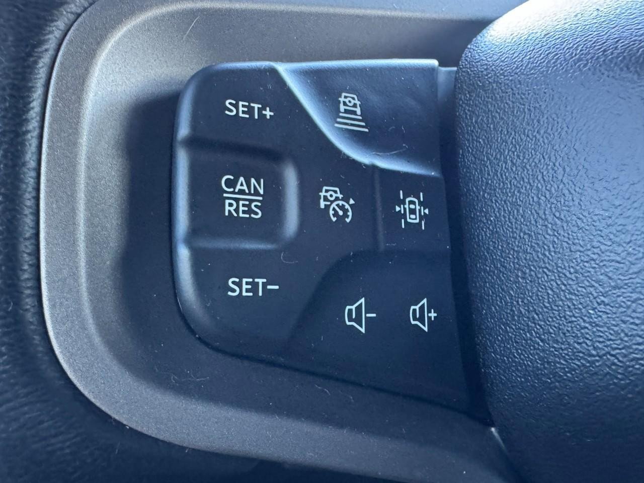 Used 2023 Ford Bronco Wildtrak image 17